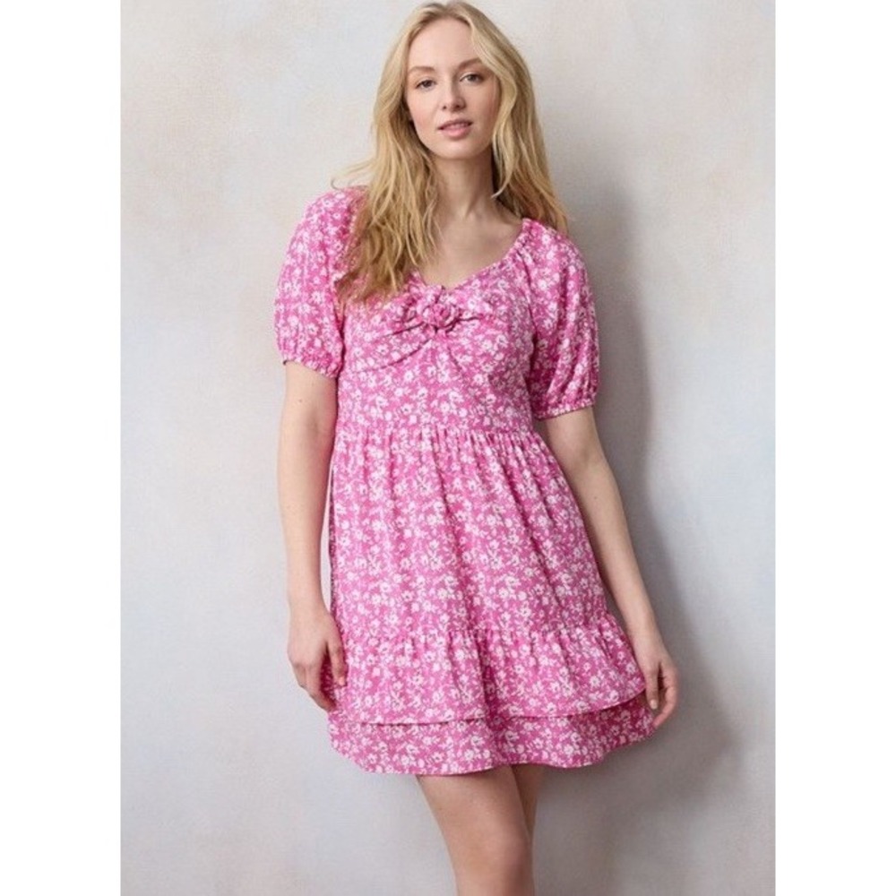 NWT Lauren Conrad Pink Floral Short Sleeve Dress Pink Spotty Blossom Medium‎